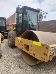 Rodillo liso vibratorio CATERPILLAR CS54B