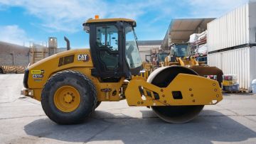 Rodillo Vibratorio Liso Caterpillar CS11GC