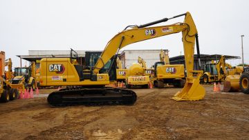 Excavadora sobre orugas CATERPILLAR 330DL