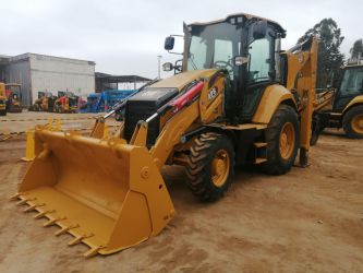 Retroexcavadora Caterpillar 428-07