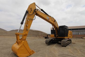 Excavadora CATERPILLAR 330